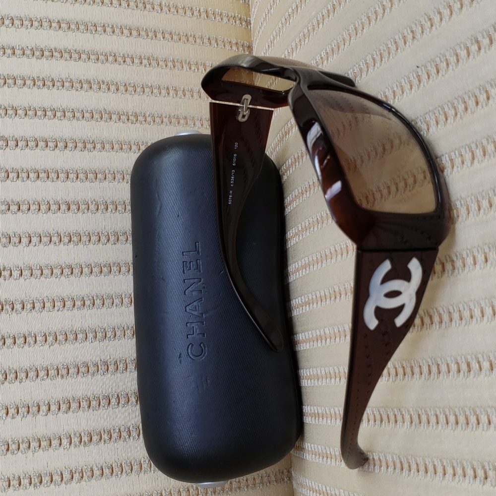 CHANEL MOTHER OF PEARL BROWN SUNGLASSES